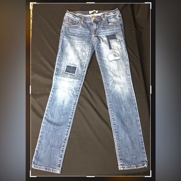 Stylish Blue Denim Jeans with Patchwork - Picture 1 of 10